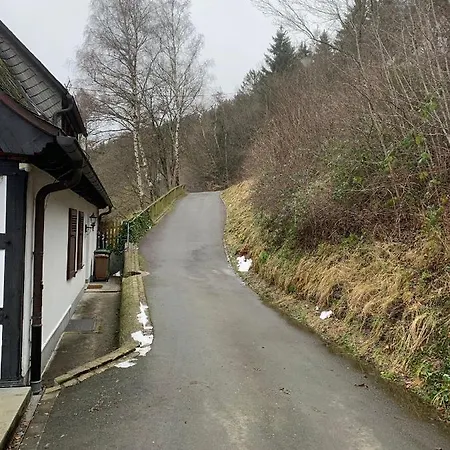 Berghaus - 2 Komfortable Für Bis Zu 7 Personen - Familie - Wandern - E-bike - Hunde - E-ladesäule - Wifi Apartment Schmallenberg