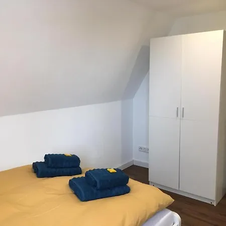 Berghaus - 2 Komfortable Fuer Bis Zu 7 Personen