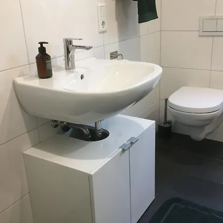 Berghaus - 2 Komfortable Für Bis Zu 7 Personen - Familie - Wandern - E-bike - Hunde - E-ladesäule - Wifi Apartment *